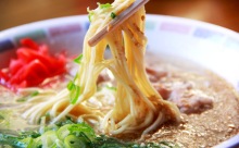 ちょうどE級グルメ（その1）博多を感じる「はかたや」の「博多ラーメン」290円！