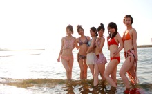 【動画】博多デカっ娘クラブ 第3弾！「デカっ娘！海に行く」（その2）＠シーサイドももち