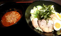 【動画】＜QBC特選グルメ企画＞つけ麺屋と焼酎バー、2つの顔を持つお店が博多駅前にあった！ 