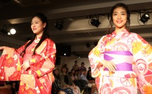 【動画】きらめきウーマン45　 TwinBee（ツインビー）のCOCOROさんとYUUGAさん